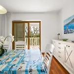 Holiday home 4 Bedroom Cozy In *