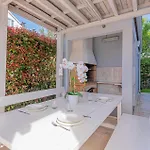 Holiday home 4 Bedroom Cozy In *