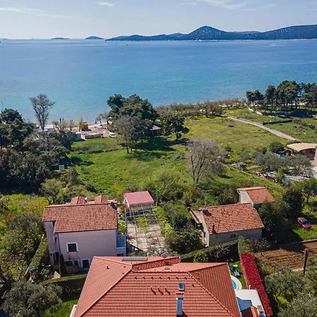 Nyaraló 4 Bedroom Cozy In Vodice